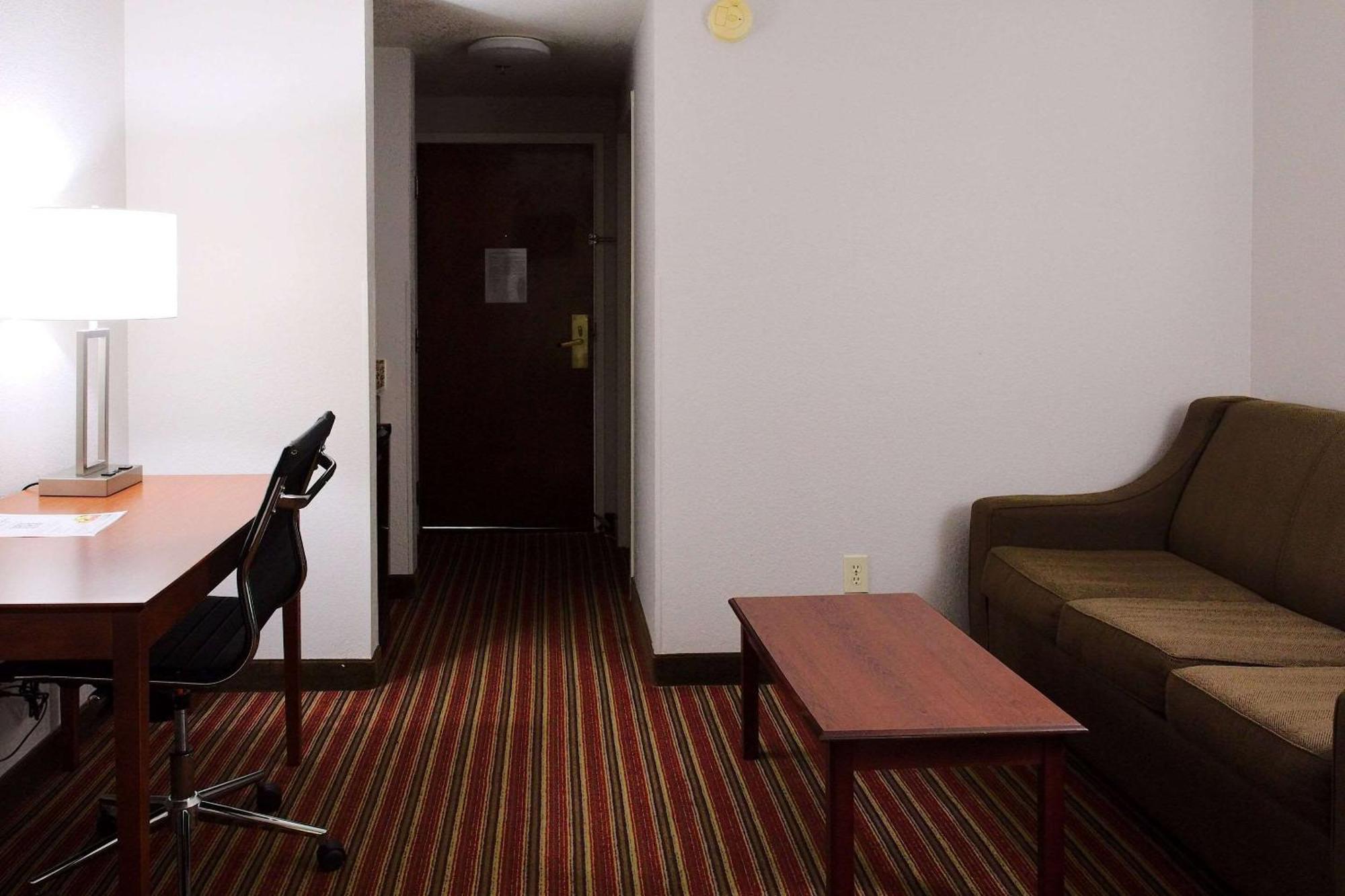 Hotel Alpharetta Inn 3*