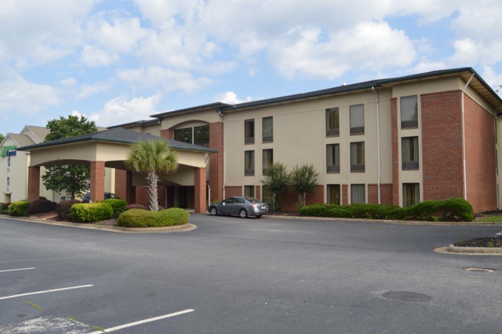 Alpharetta Inn 3*