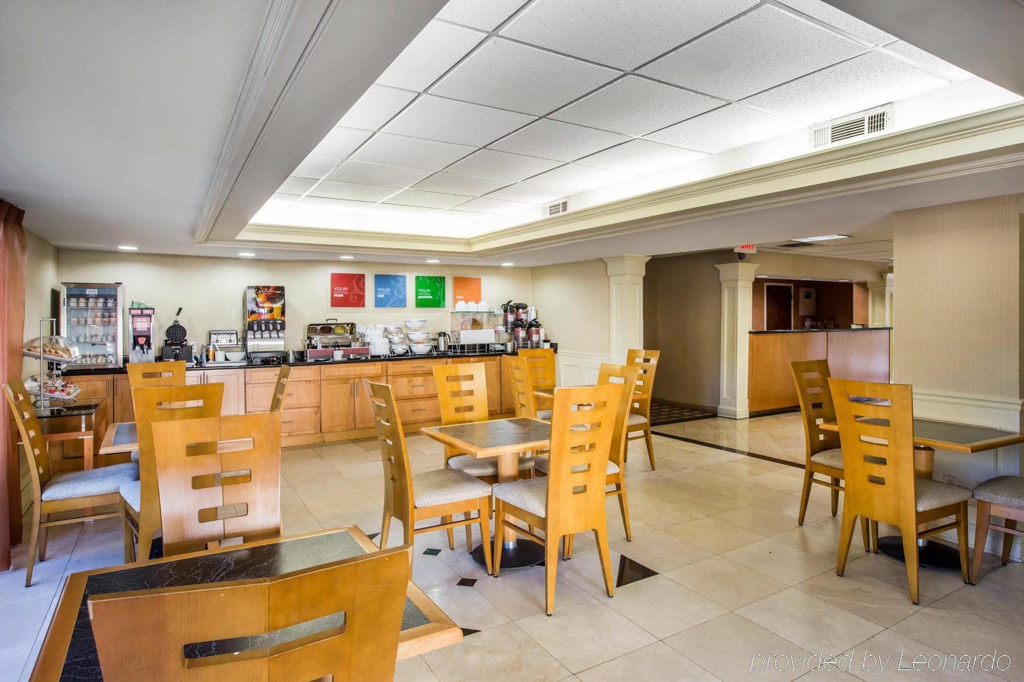 Hotel Spark By Hilton Alpharetta Roswell 3*